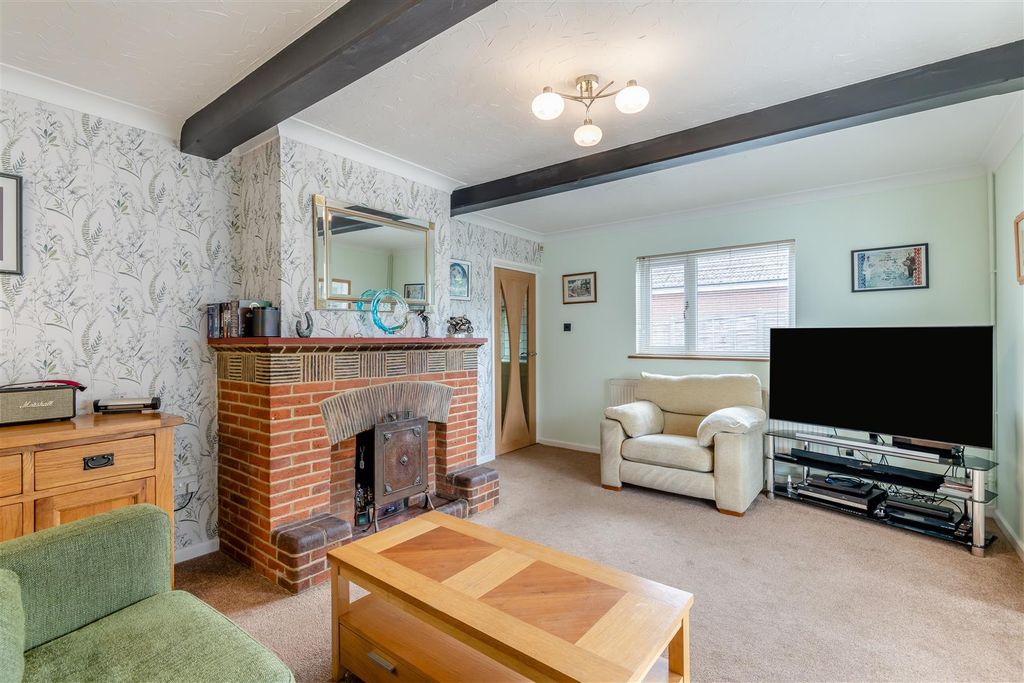 Property photo 1 of 18 8658069-Interior21.Jpg