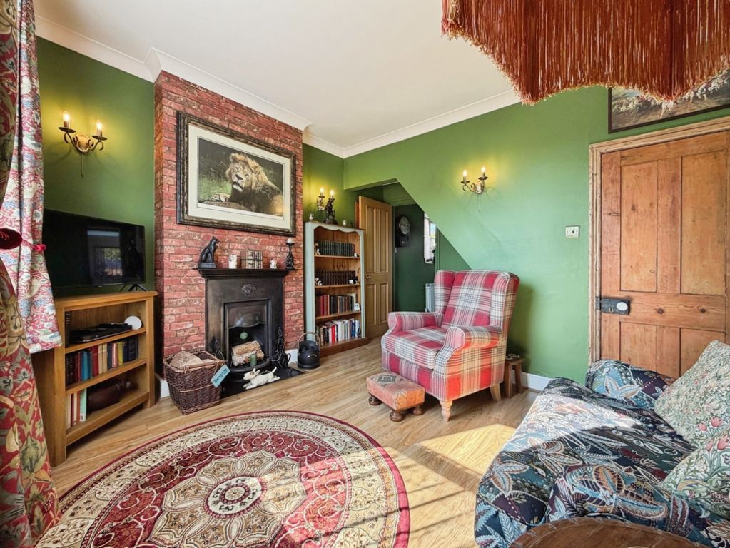 Property photo 3 of 11