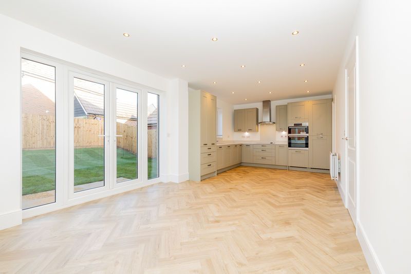 Property photo 2 of 45 Photo 19