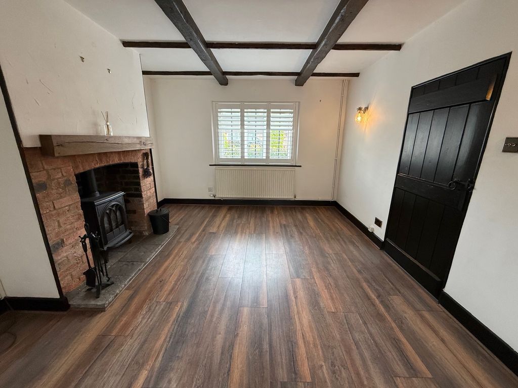 Property photo 2 of 14 Lounge