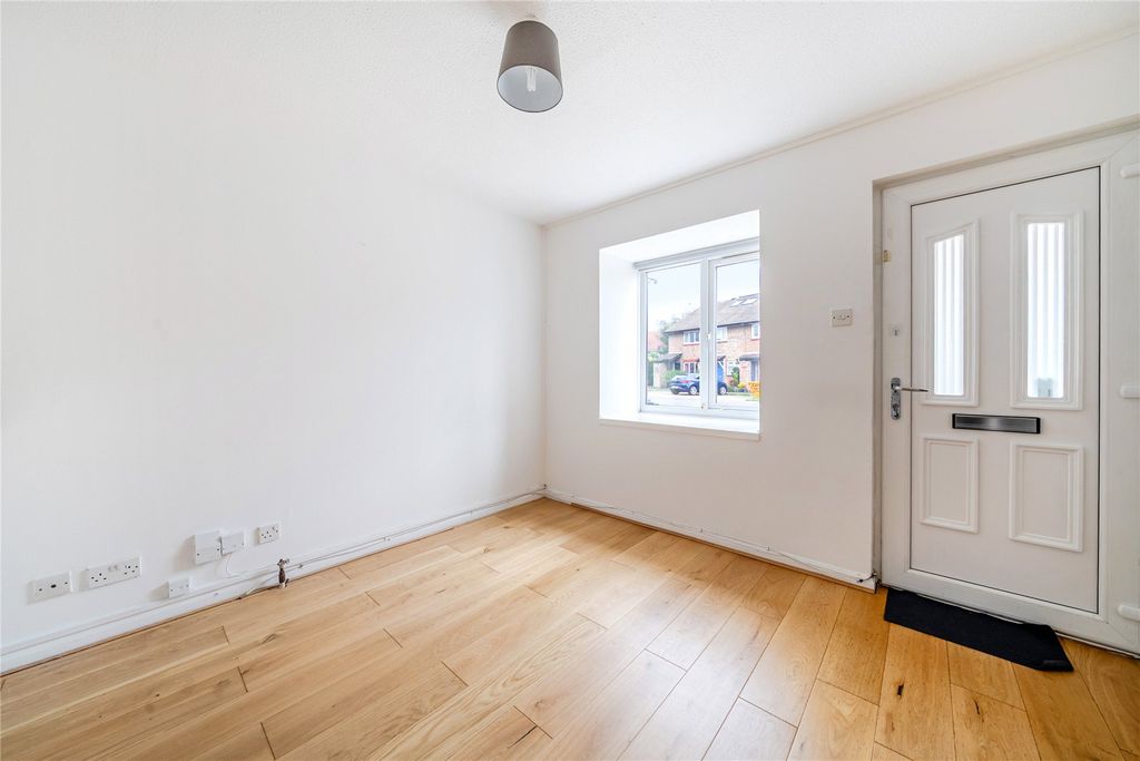 Property photo 3 of 19 Picture No. 04