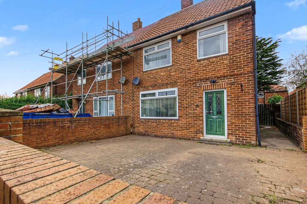Property photo 1 of 8 1