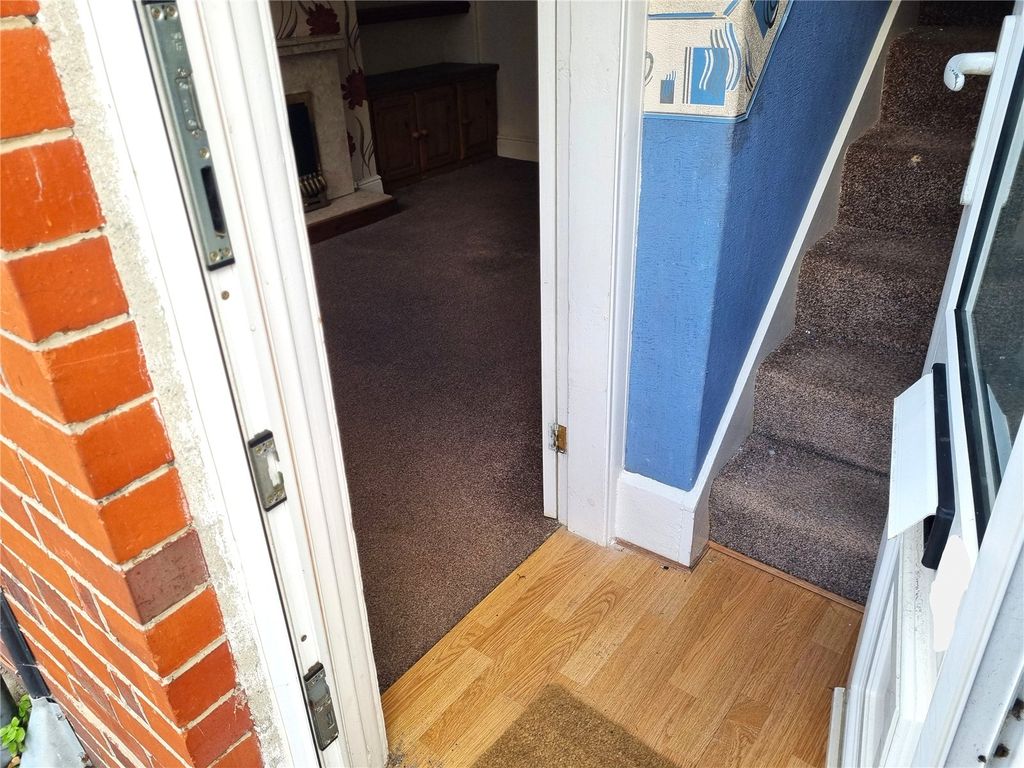 Property photo 3 of 17 Picture No. 08
