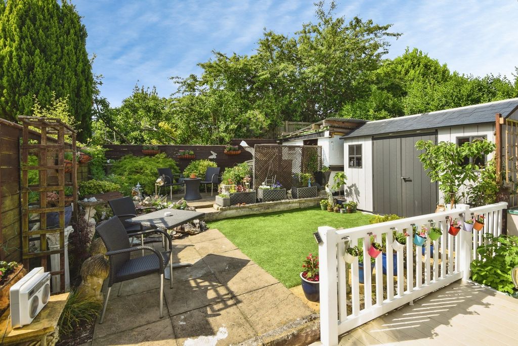 Property photo 2 of 20 Pbox-Img.Jpg