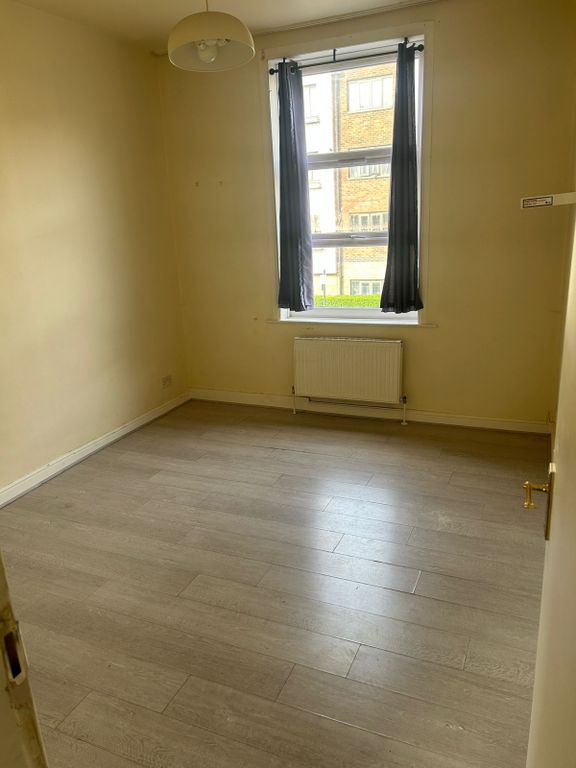 Property photo 3 of 14 Bedroom