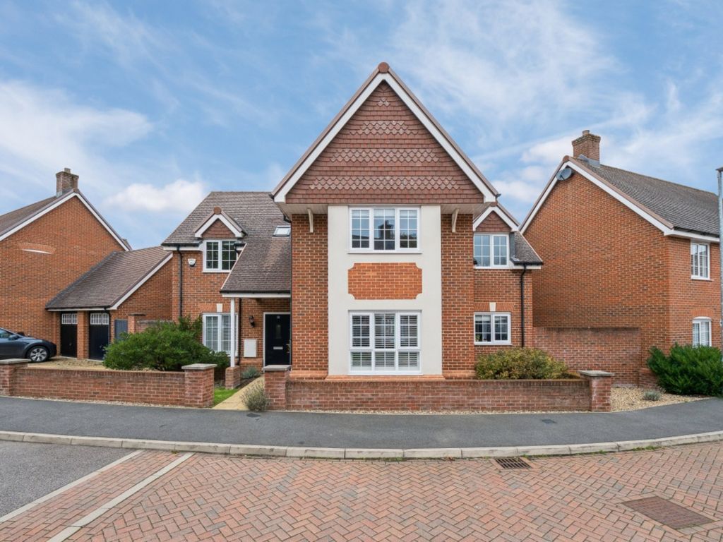 Property photo 1 of 27