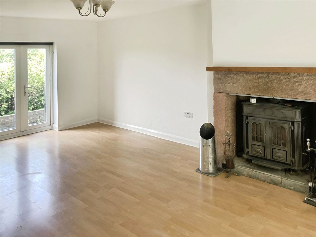 Property photo 3 of 13 Living/Dining Room