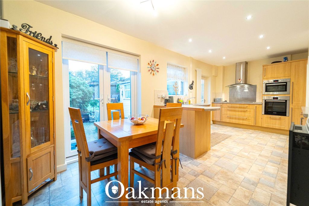 Property photo 2 of 22 Picture No. 13