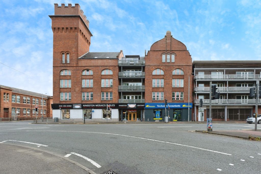 Property photo 1 of 17