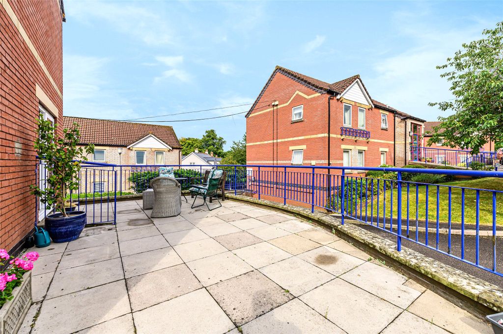 Property photo 2 of 10 Picture No. 02