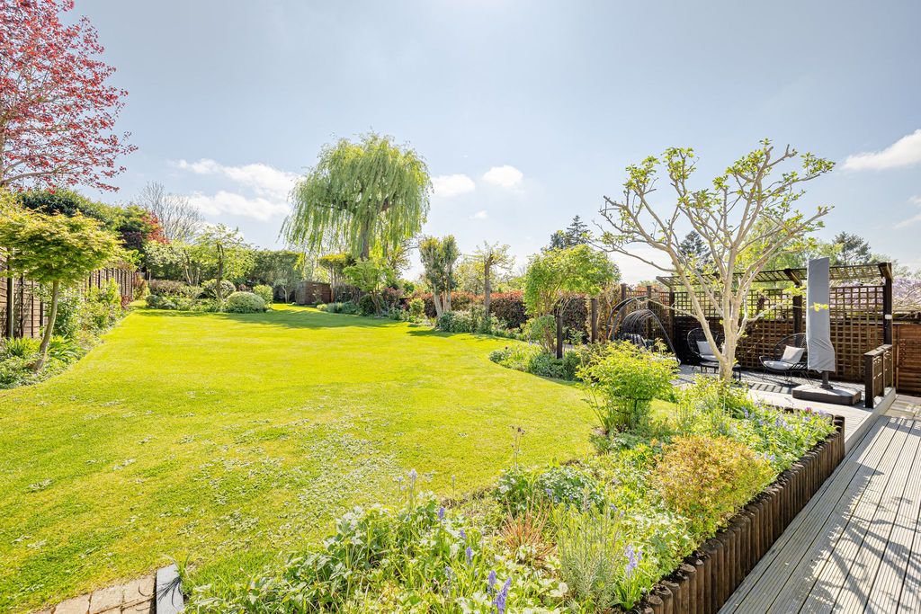 Property photo 2 of 25 Photograph 22