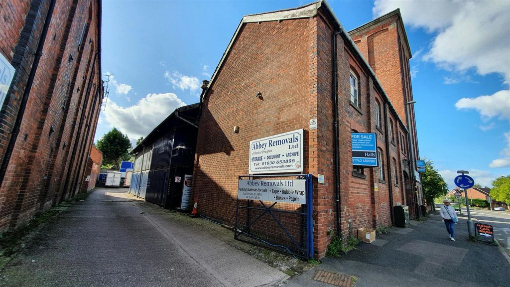 Property photo 2 of 4 Investment Property