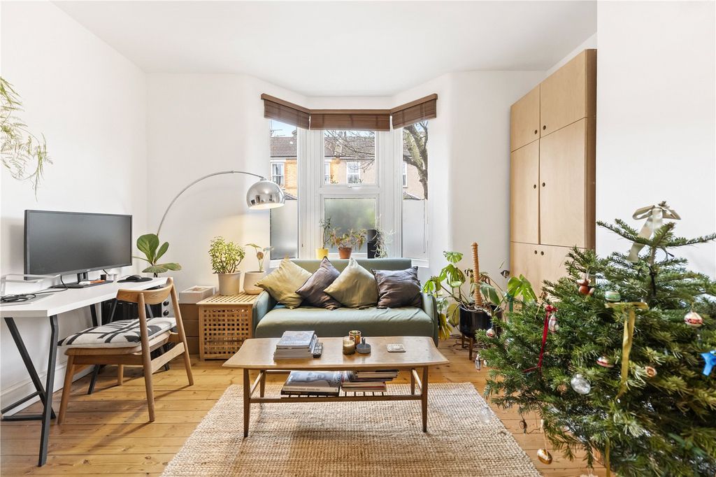 Property photo 2 of 12 Picture No. 04