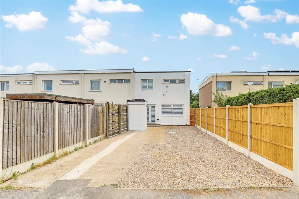 Property photo 1 of 26