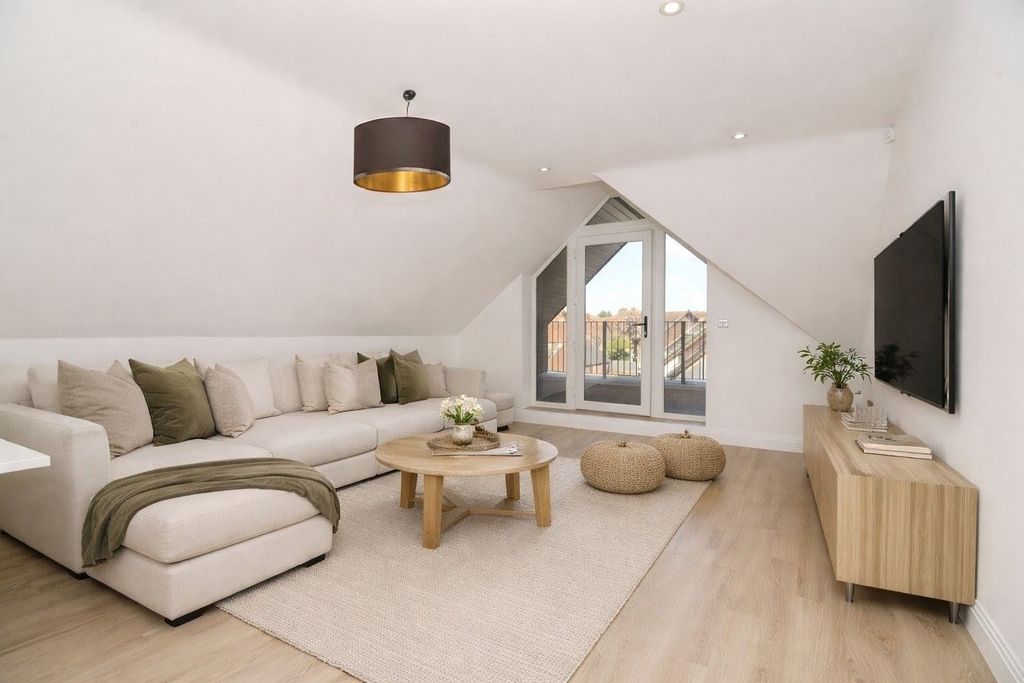 Property photo 2 of 5