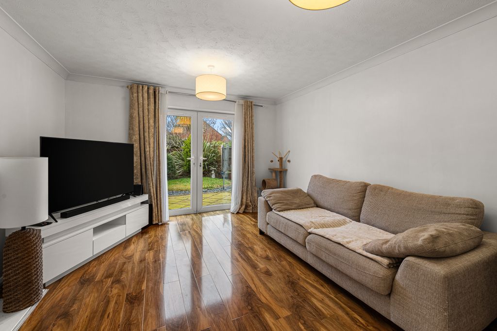 Property photo 3 of 18