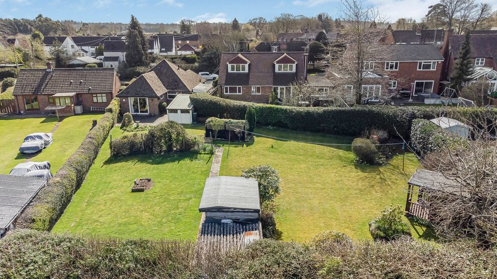 Property photo 3 of 22 Photo 12