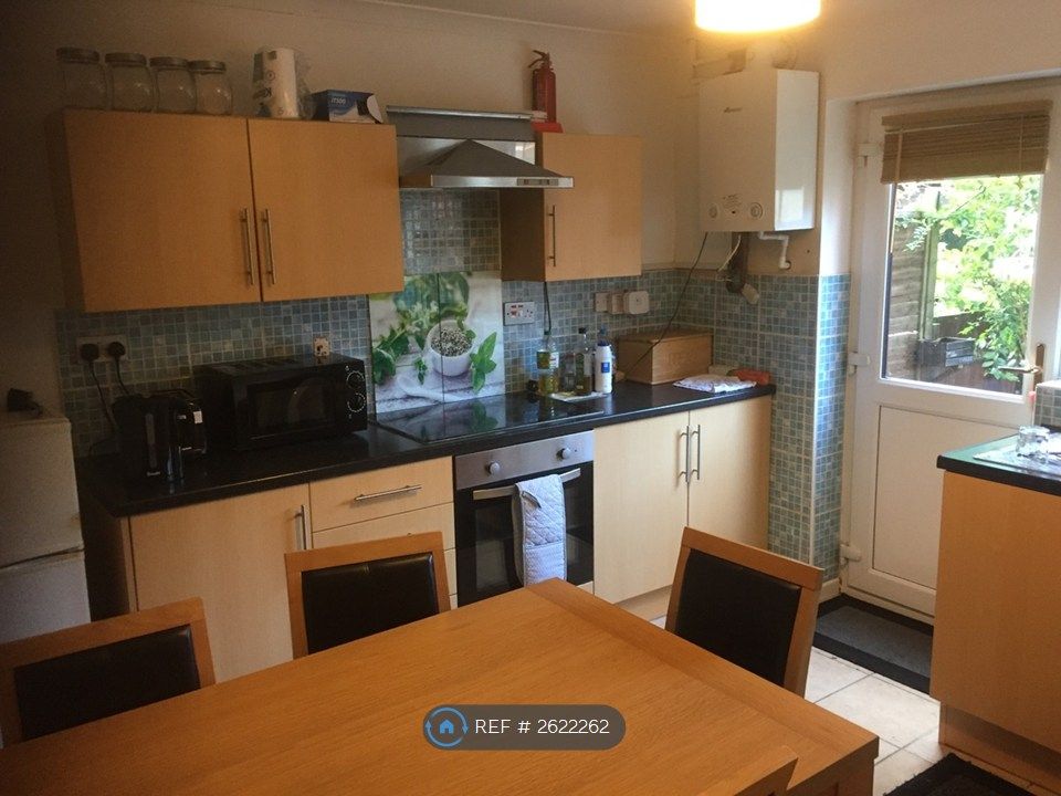 Property photo 2 of 5