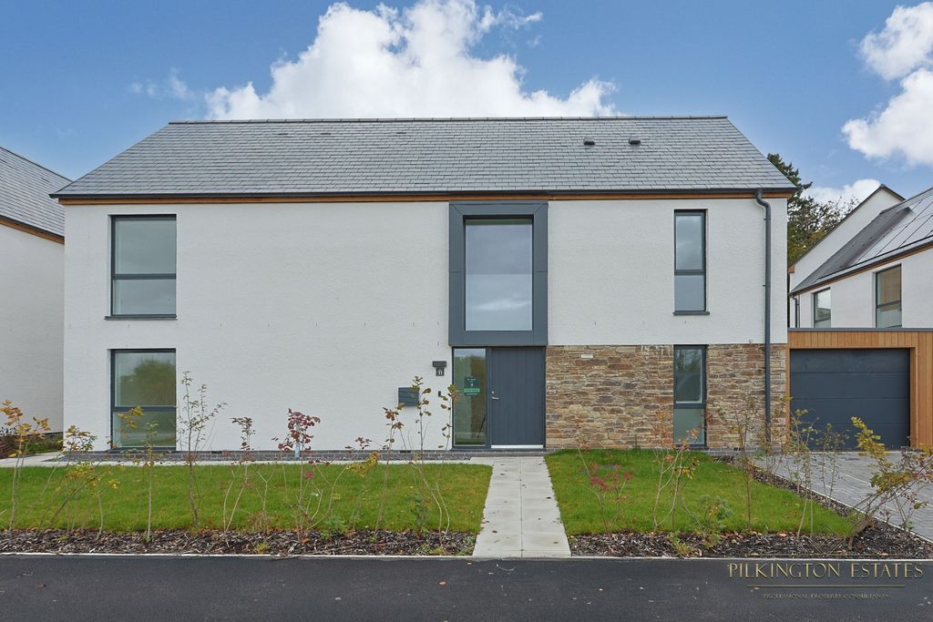 Property photo 1 of 13 4616852