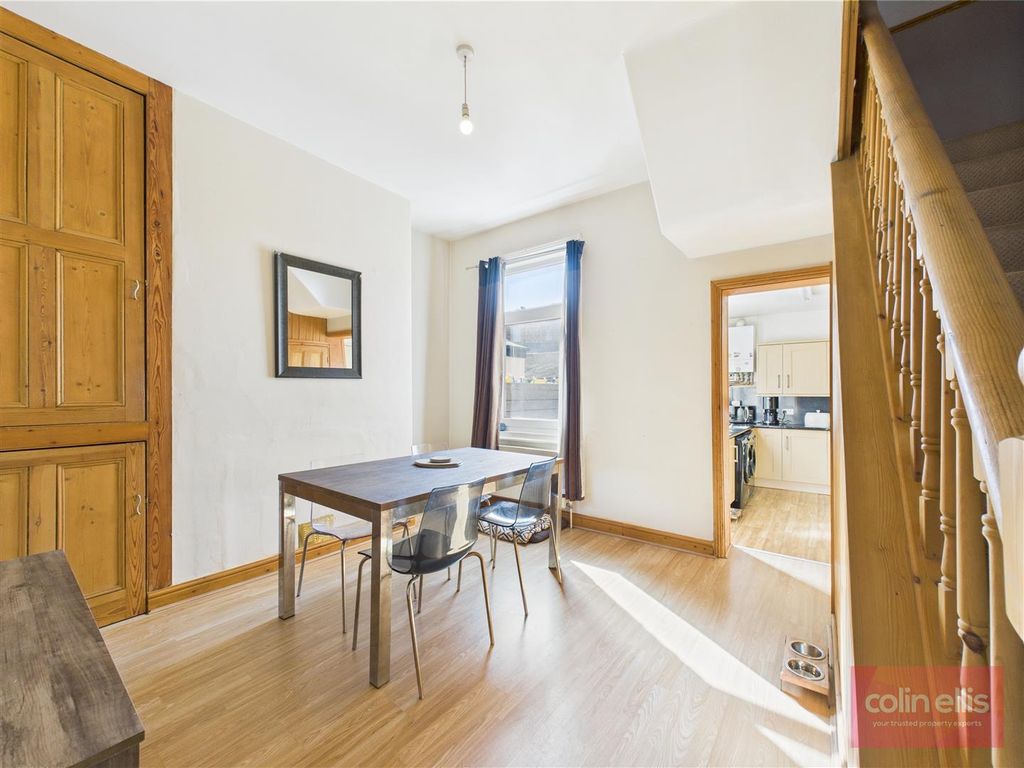 Property photo 3 of 8 Cam05075G0-Pr0097-Still003.Jpg