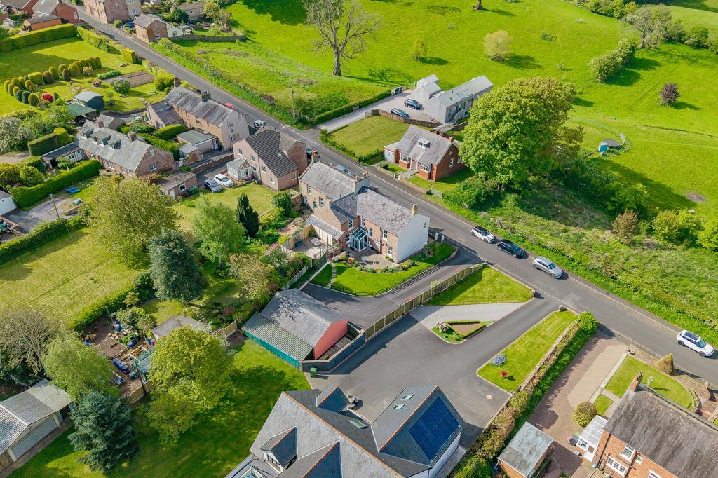 Additional image 13 of 3 bed semi-detached house for saleGelt Road, Brampton CA8