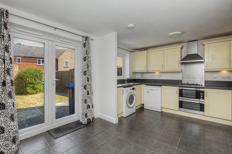 Property photo 2 of 11 334633