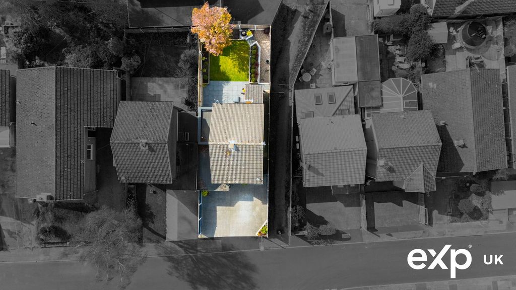 Property photo 3 of 30