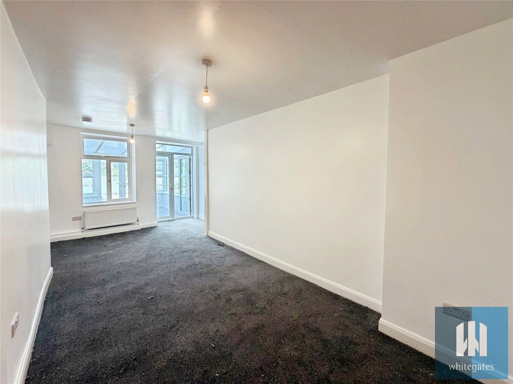 Property photo 3 of 17 Picture No. 09
