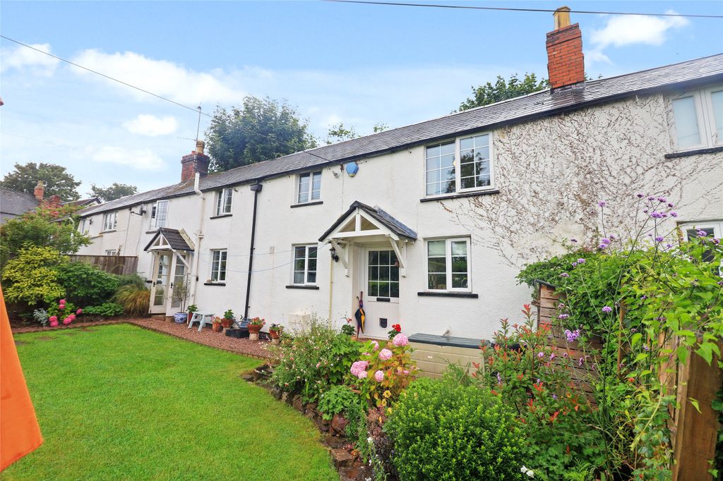 Property photo 2 of 17 Picture No. 19