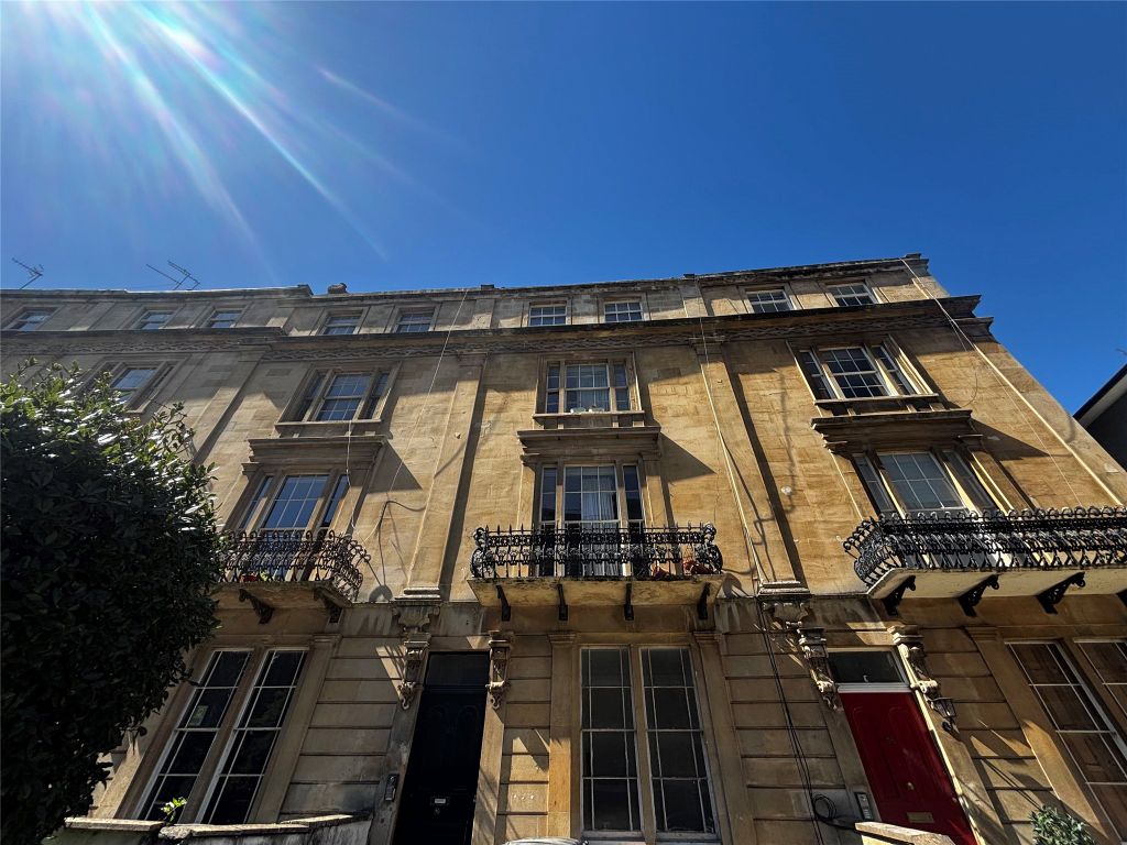 Property photo 2 of 5 External