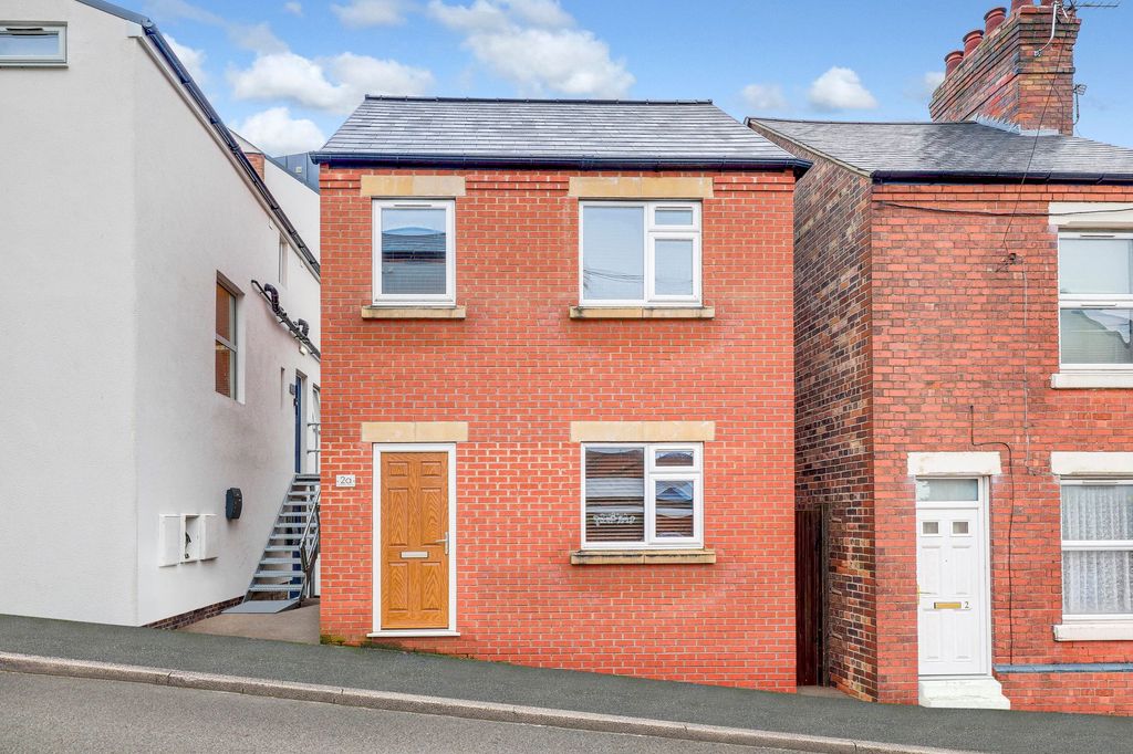 Property photo 1 of 11