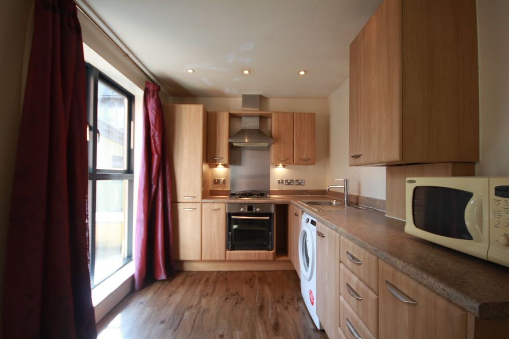 Property photo 3 of 9