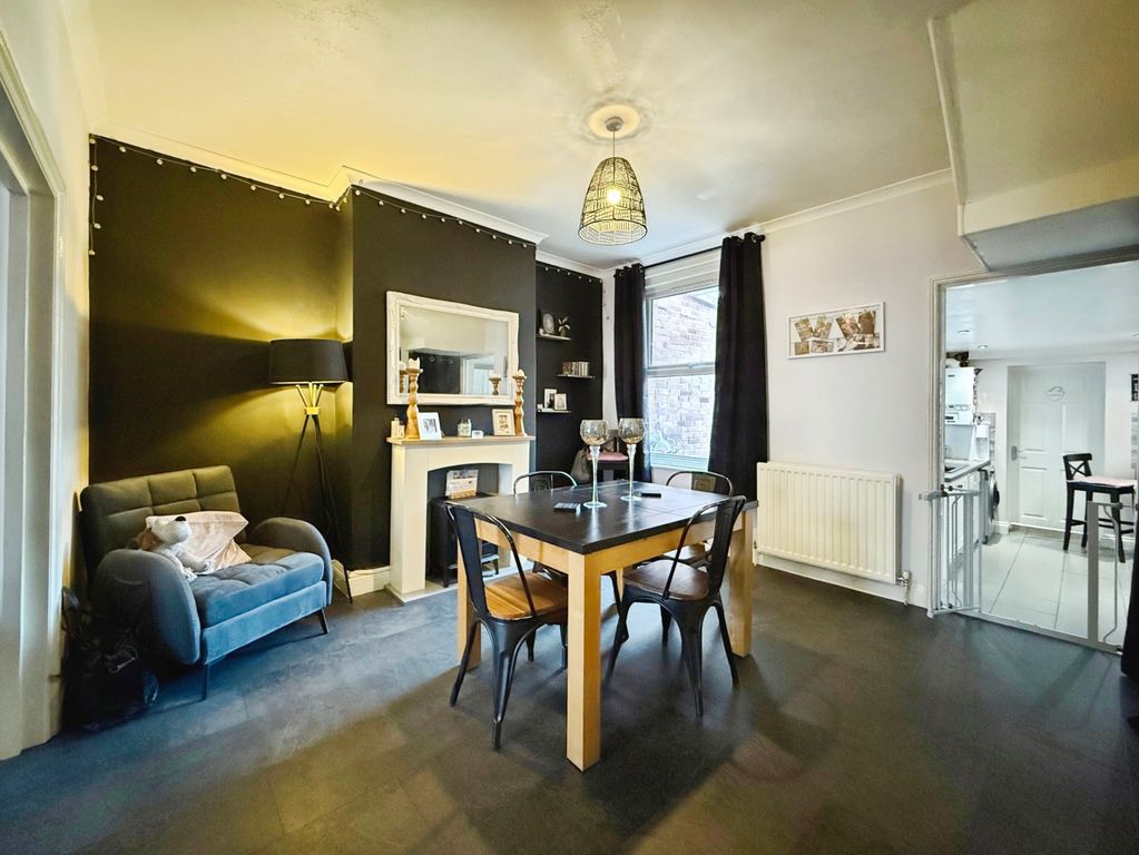 Property photo 3 of 13 Dining Room