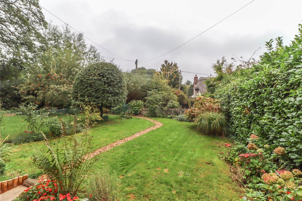 Property photo 2 of 17 Picture No. 37