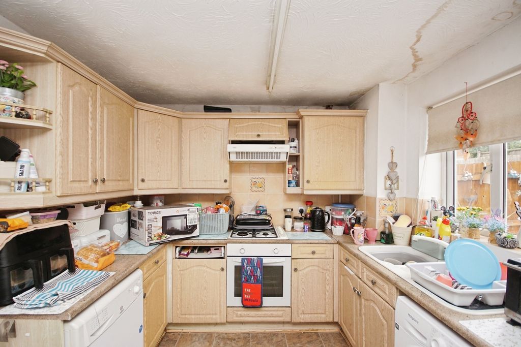 Property photo 2 of 13 Photo