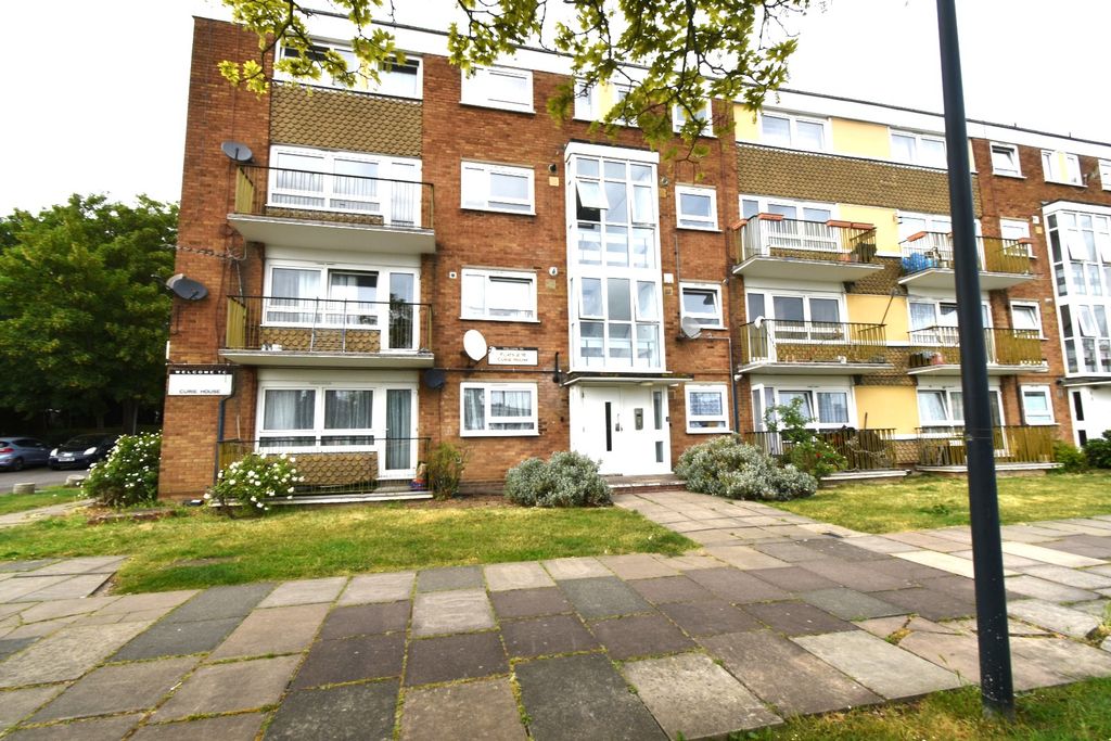 Property photo 1 of 7