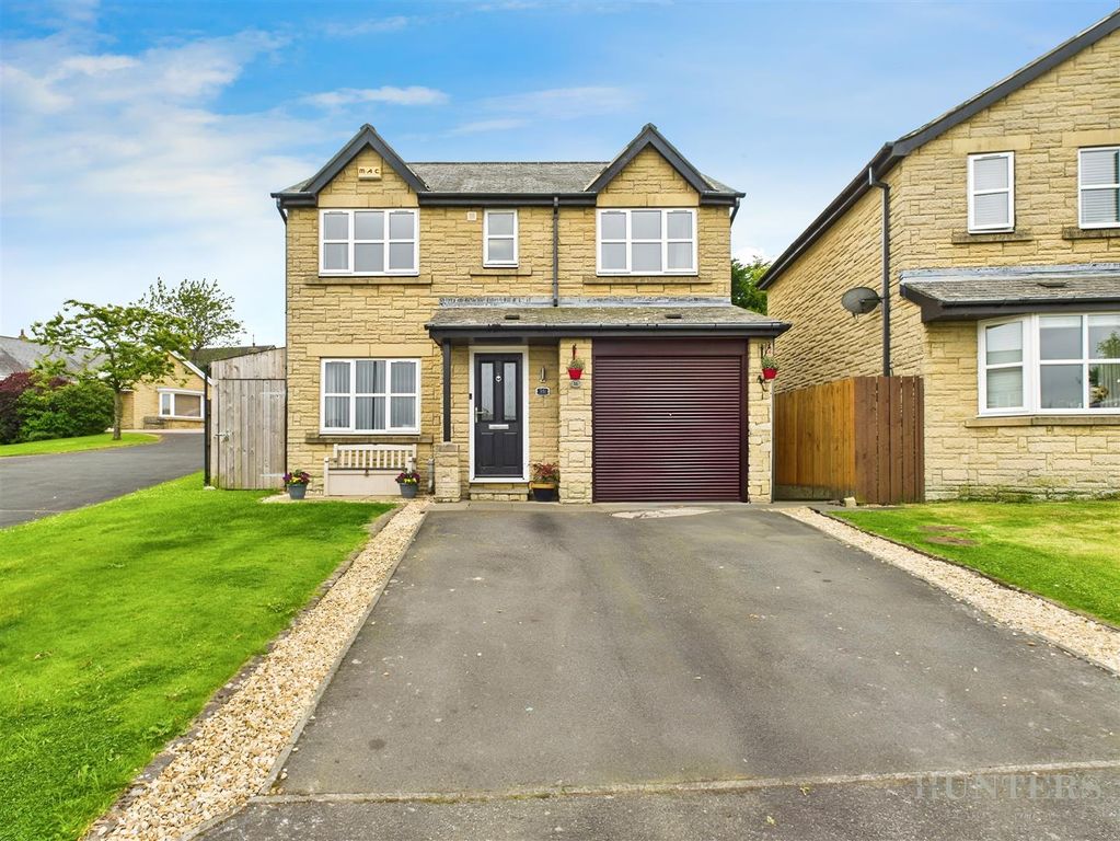 Property photo 1 of 30 Cam03792G0-Pr0243-Still001-3.Jpg