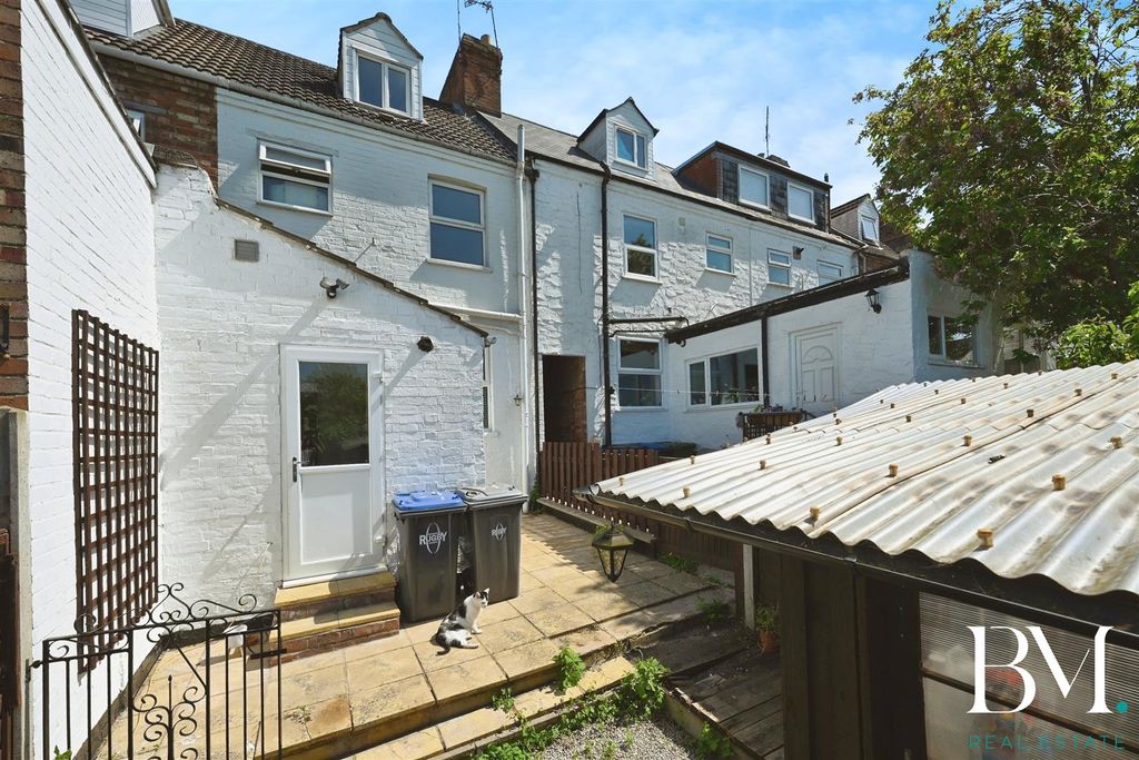 Property photo 2 of 23 d14.Jpg