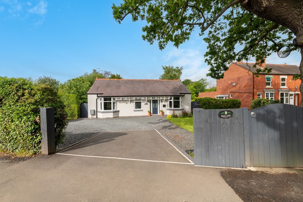Property photo 2 of 36