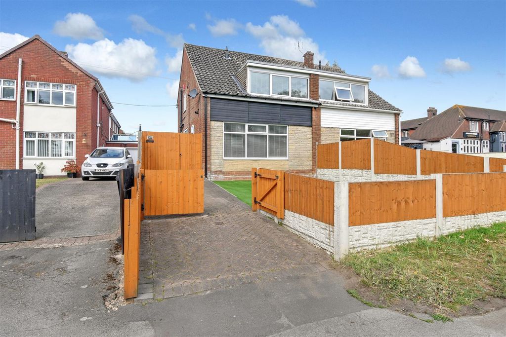 Property photo 1 of 21 Front