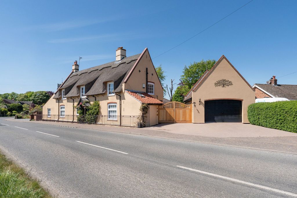 Property photo 1 of 34