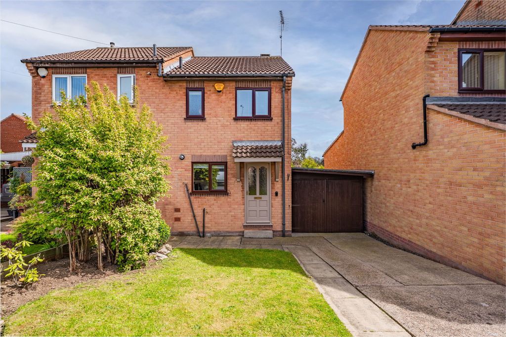 Property photo 1 of 26