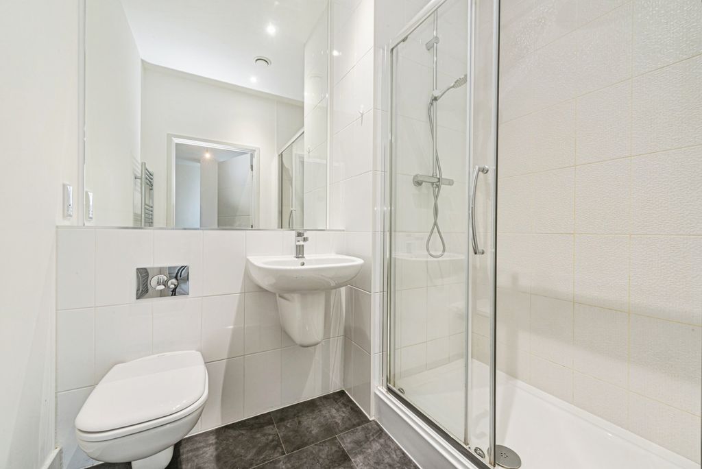 Property photo 3 of 12 Pbox-Img.Jpg