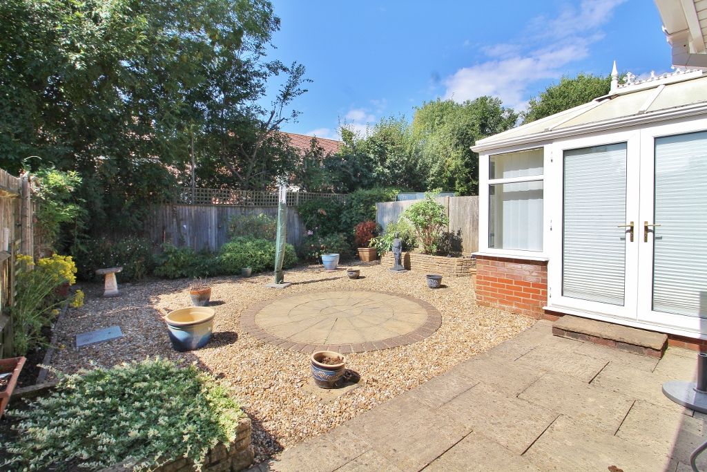 Property photo 2 of 33