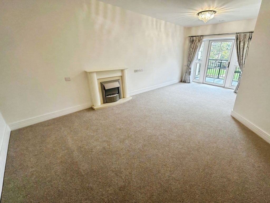 Property photo 3 of 9 Pbox-Img.Jpeg