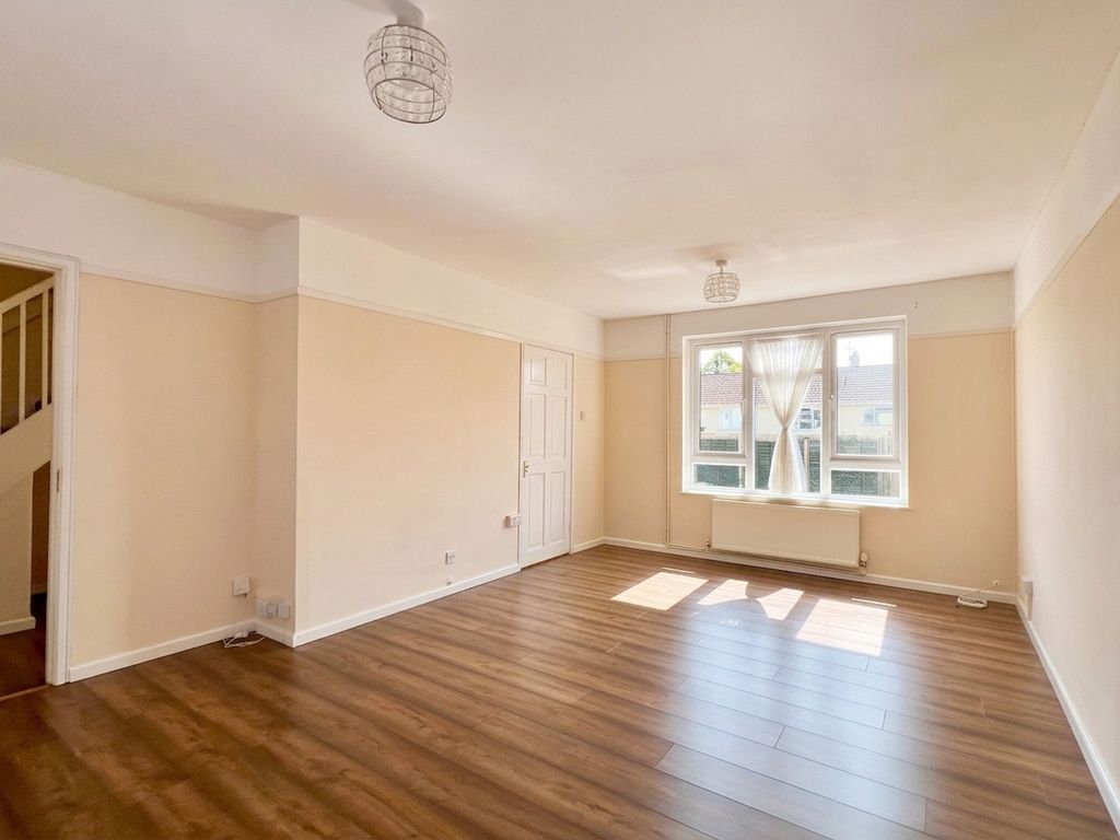 Property photo 3 of 23 Living Dining Room