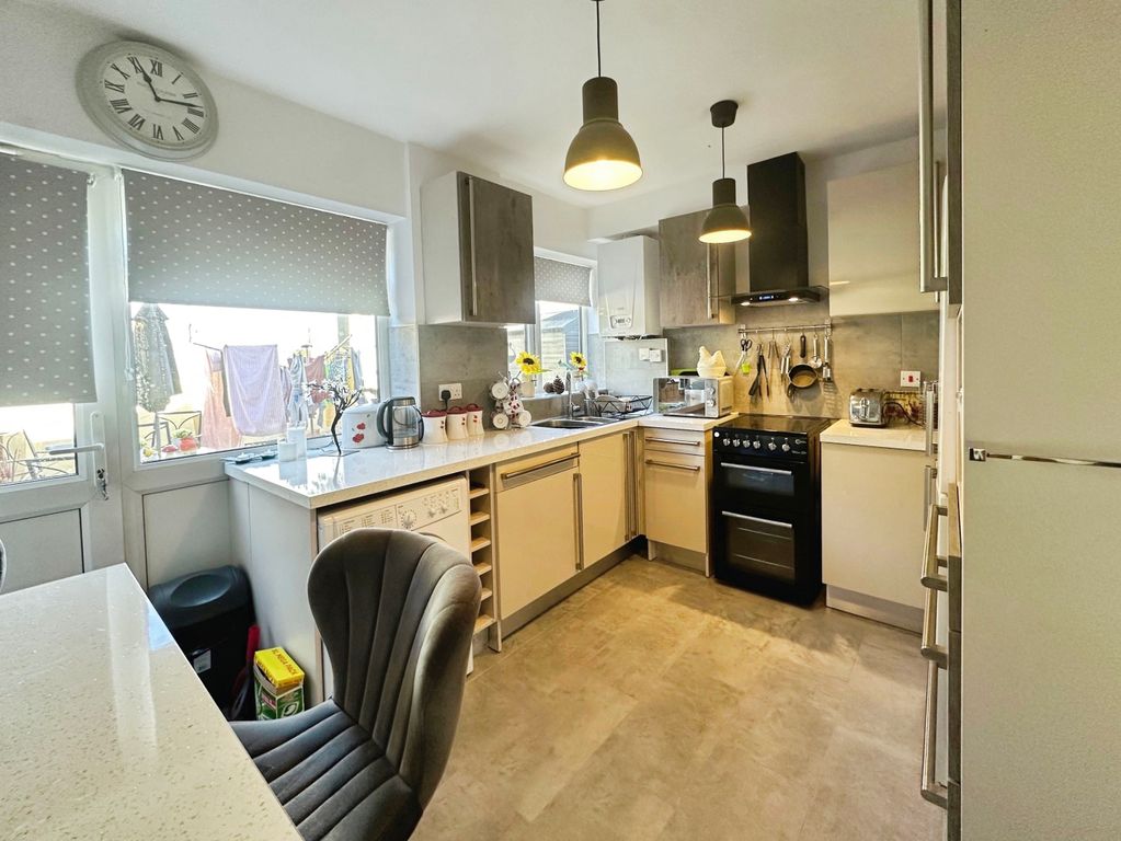 Property photo 3 of 11 7A87Ff205B7F980d7E18d6ee4963F2870c139dc4.Jpg