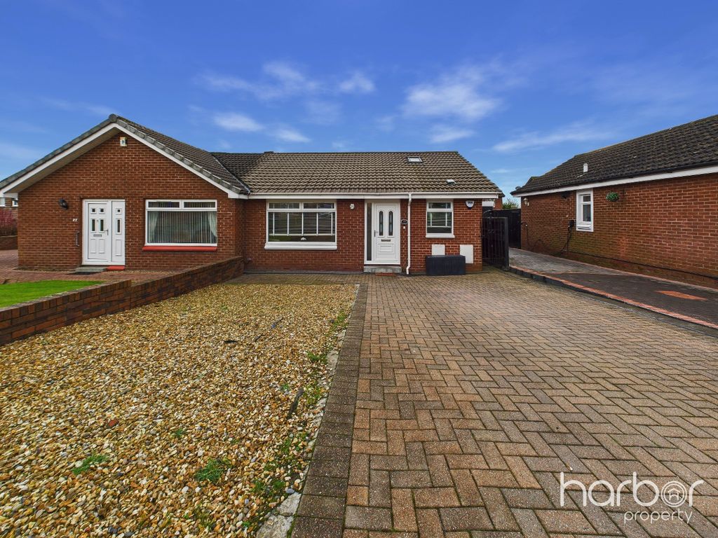 Property photo 2 of 19 4496916