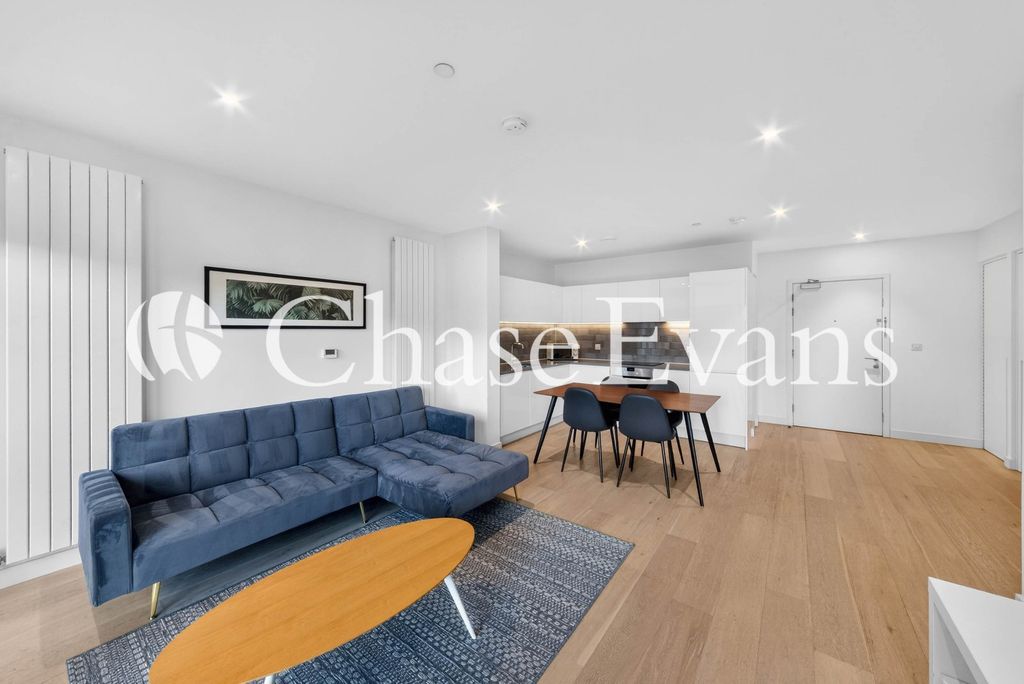 Property photo 3 of 14 Living Area