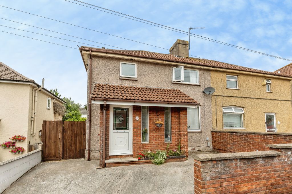 Property photo 2 of 21
